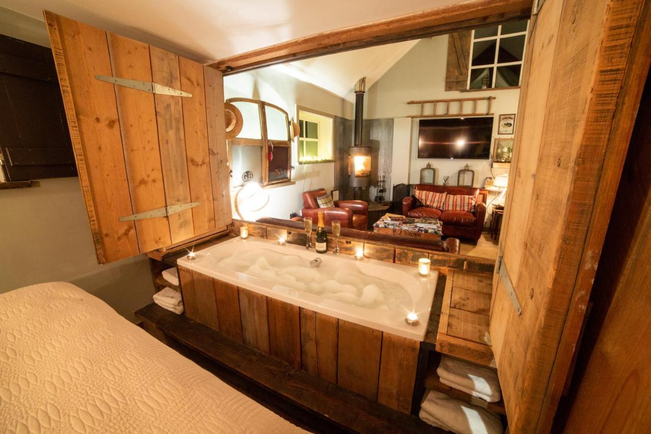 The Cowshed At Cheshire Boutique Barns Villa Nantwich Exterior foto